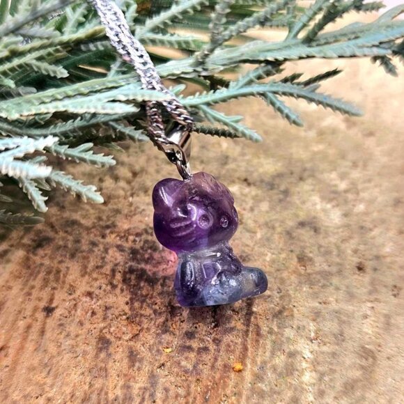 Beautiful Nature Fluorite Carved Kitty Wire Heart Pendant Necklace - Picture 4 of 10